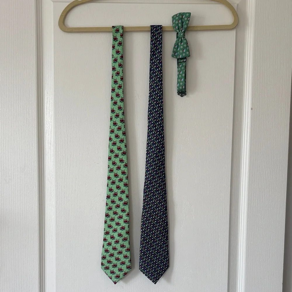 Vineyard Vines Holiday Kids Ties